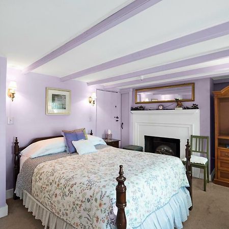 Hargrave House Bed And Breakfast ดอยล์สทาวน์ ภายนอก รูปภาพ